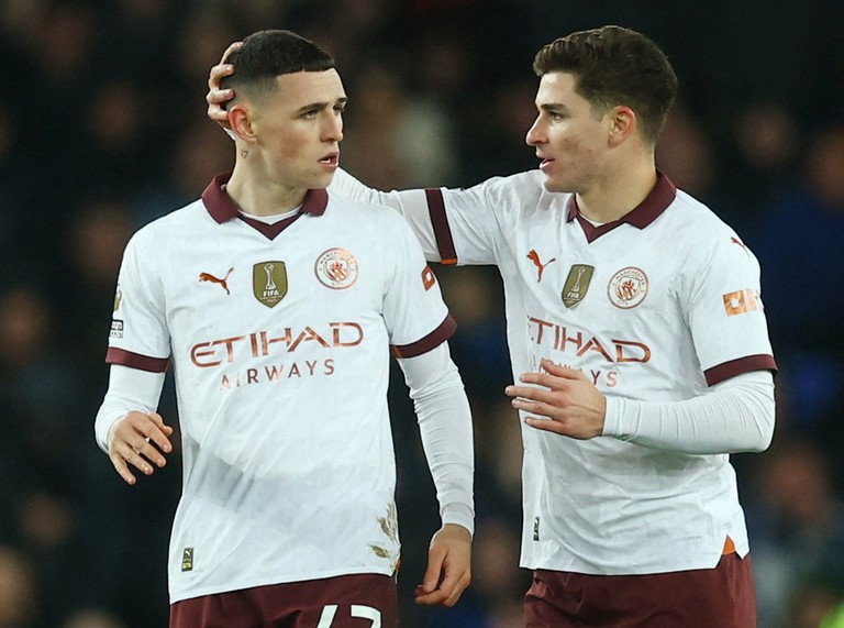 Sang hiệp 2, Foden tỏa sáng san hòa 1-1 cho Man City.