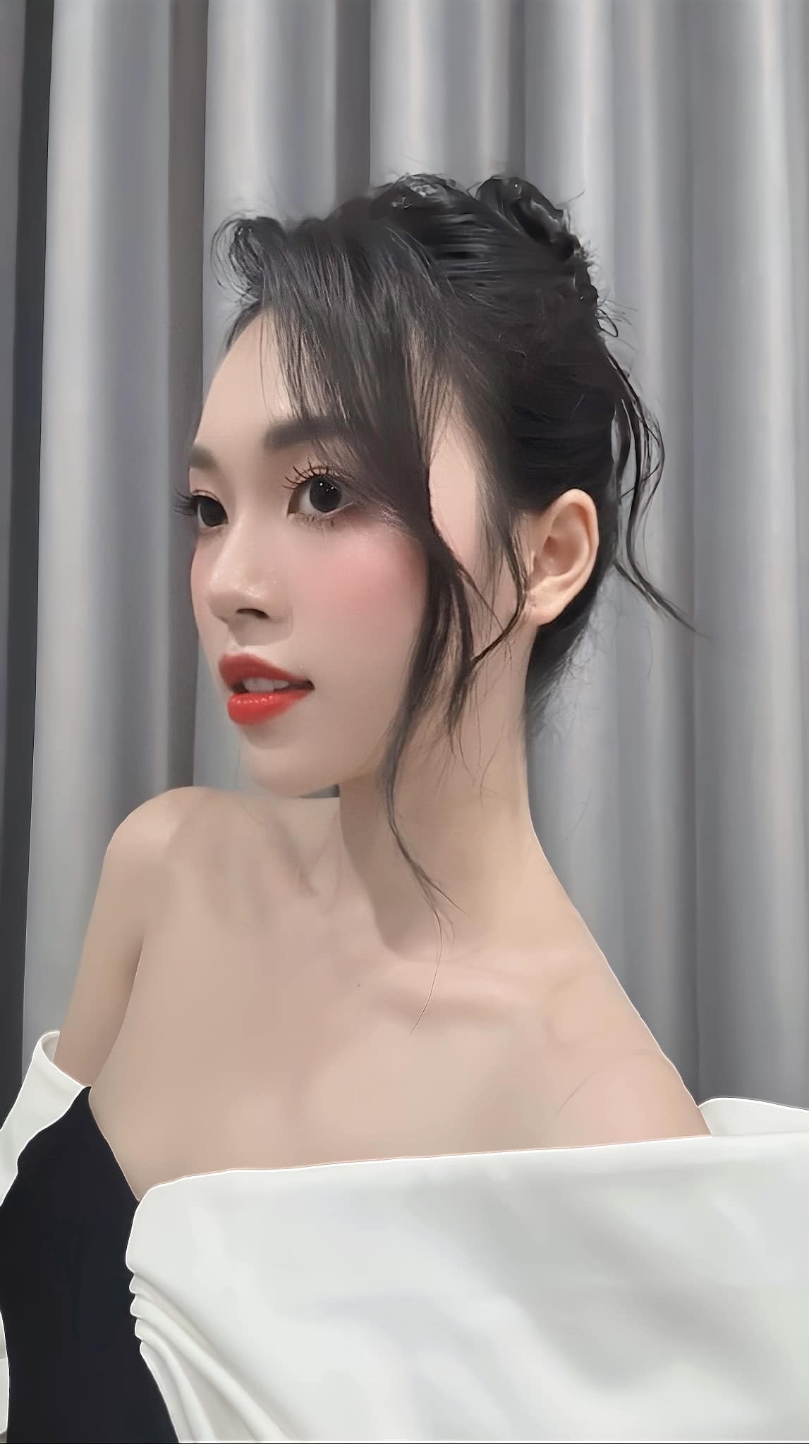 Á hậu Trịnh Thùy Linh