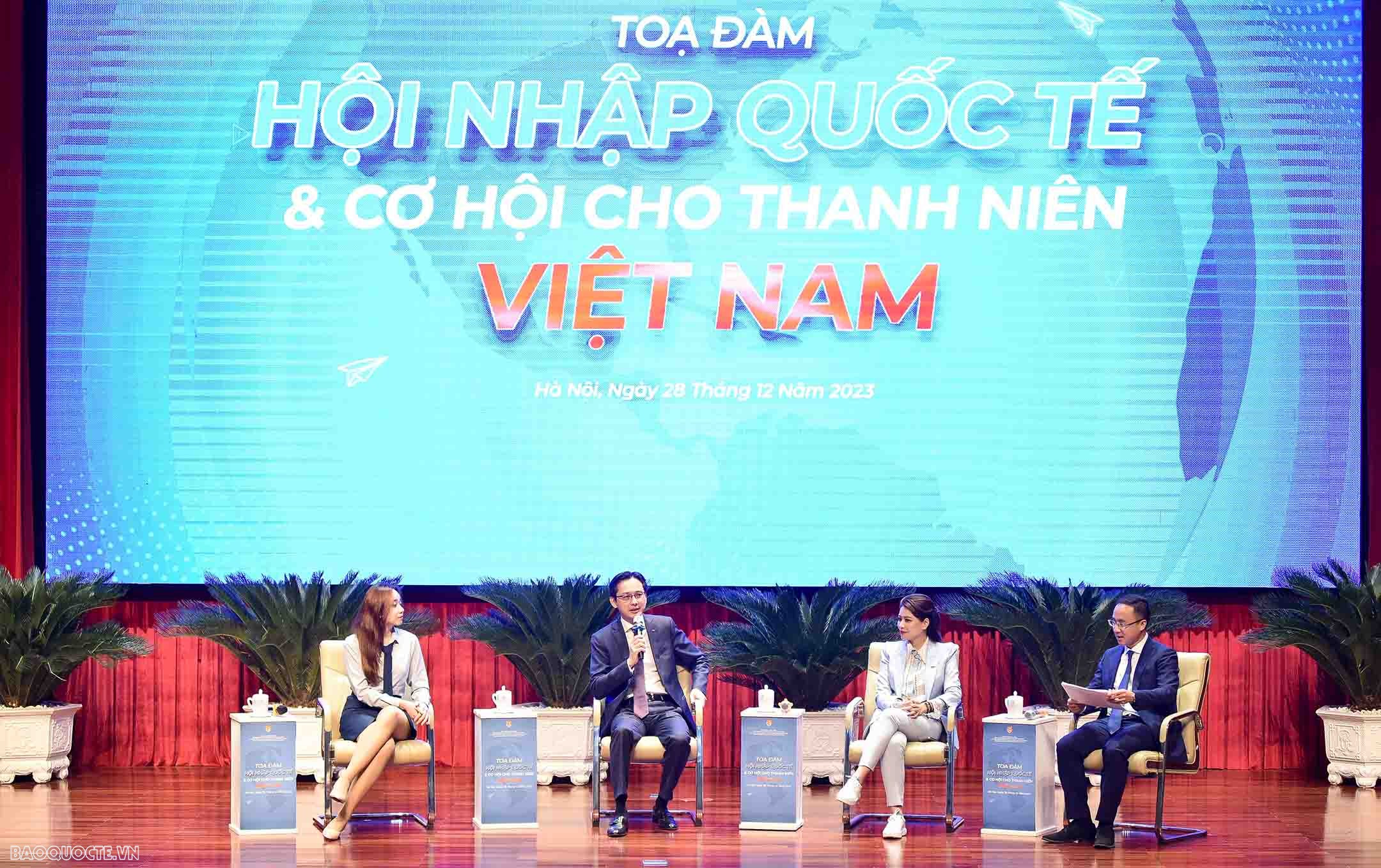 Thanh niên Việt Nam chủ động nắm bắt cơ hội trong quá trình hội nhập quốc tế