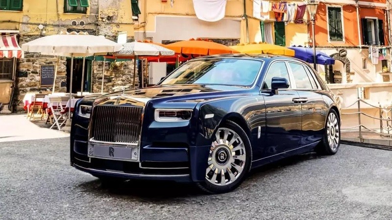 Điểm danh những siêu phẩm Rolls-Royce độc nhất thế giới ra mắt năm 2023 Điểm danh những siêu phẩm Rolls-Royce độc nhất thế giới ra mắt năm 2023