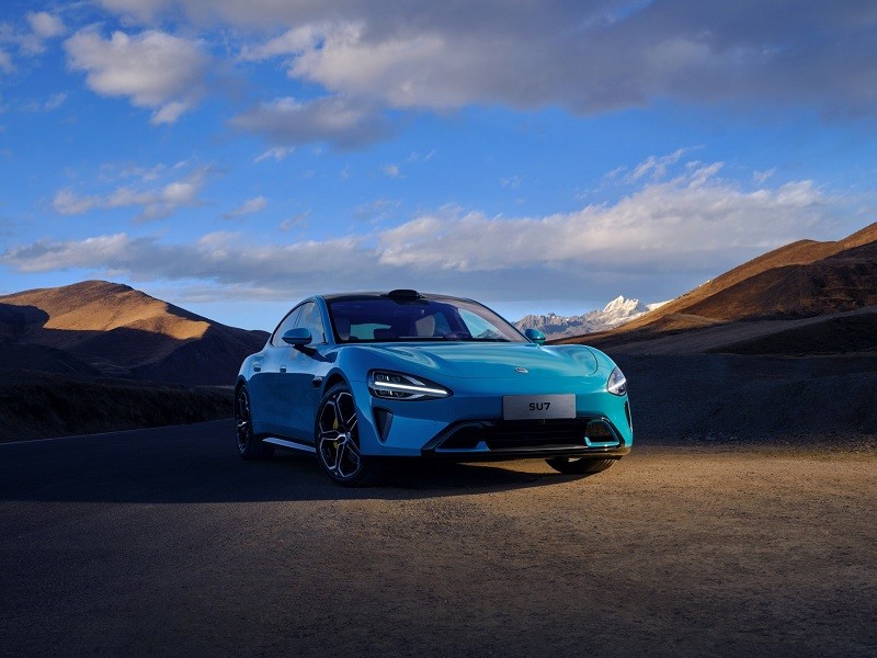 Xiaomi trình làng mẫu xe điện đầu tiên Xiaomi SU7, cạnh tranh với Porsche Taycan Xiaomi trình làng mẫu xe điện đầu tiên Xiaomi SU7, cạnh tranh với Porsche Taycan