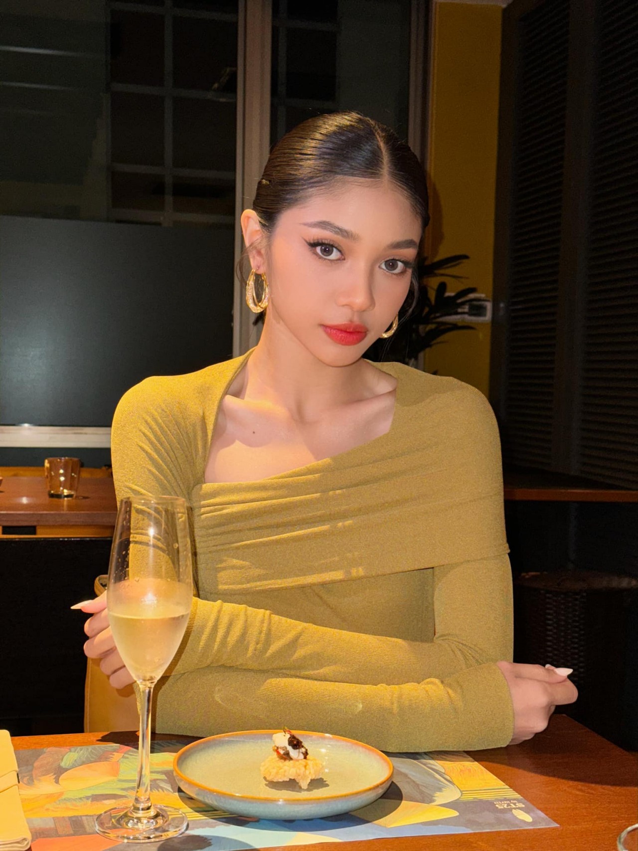 Á hậu Huỳnh Minh Kiên