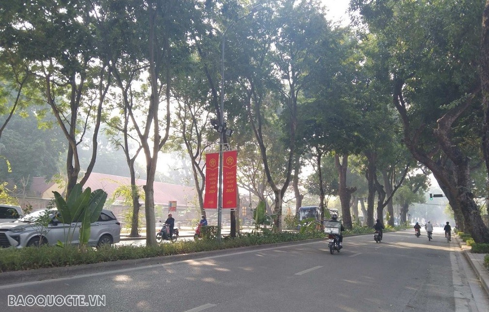 Dự báo thời tiết Hà Nội dịp nghỉ Tết Dương lịch 2024 đêm và sáng trời rét, sáng sớm sương mù nhẹ, trưa, chiều trời nắng. (Ảnh: N. N) Dự báo thời tiết Hà Nội dịp nghỉ Tết Dương lịch 2024 đêm và sáng trời rét, sáng sớm sương mù nhẹ, trưa, chiều trời nắng. (Ảnh: N. N)