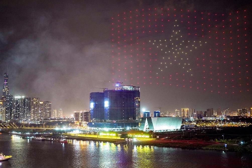 Không khí đón mừng năm mới 2024 trên khắp thế giới Không khí đón mừng năm mới 2024 trên khắp thế giới