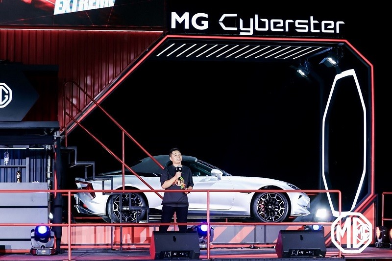 Xe thể thao điện mui trần MG Cyberster trình làng tại Việt Nam