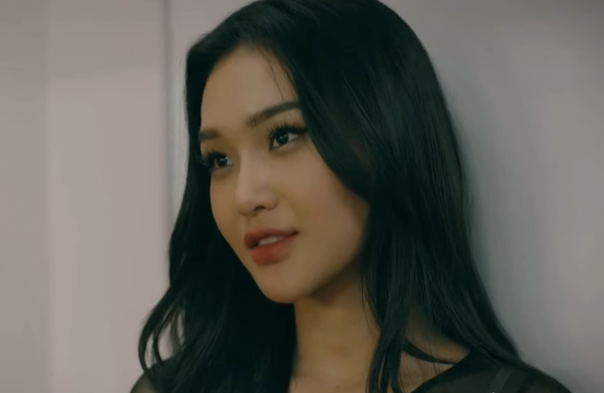 Chúng ta của 8 năm sau tập 25: Tùng 'sa bẫy' tiểu tam khi vợ vắng nhà?