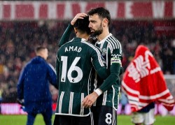 Vận đen 'đeo bám' Man Utd