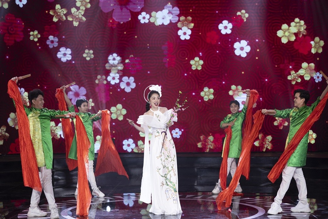 Dương Cẩm Lynh Dương Cẩm Lynh