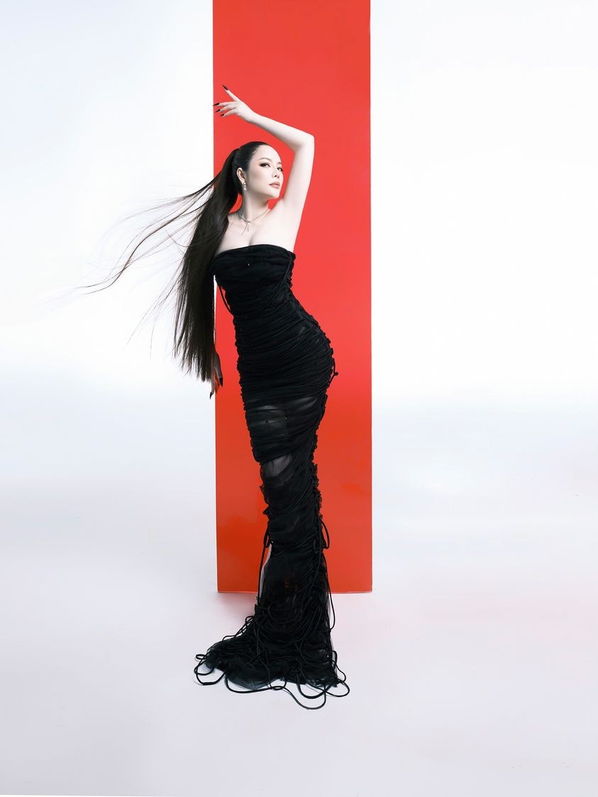 Diễn viên Lý Nhã Kỳ Diễn viên Lý Nhã Kỳ