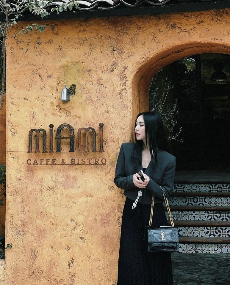 Gu thời trang đời thường của diễn viên Quỳnh Kool