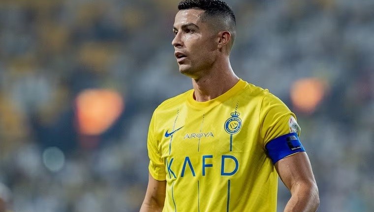 Cristiano Ronaldo giành giải thưởng Cầu thủ ghi bàn xuất sắc nhất năm 2023 Cristiano Ronaldo giành giải thưởng Cầu thủ ghi bàn xuất sắc nhất năm 2023