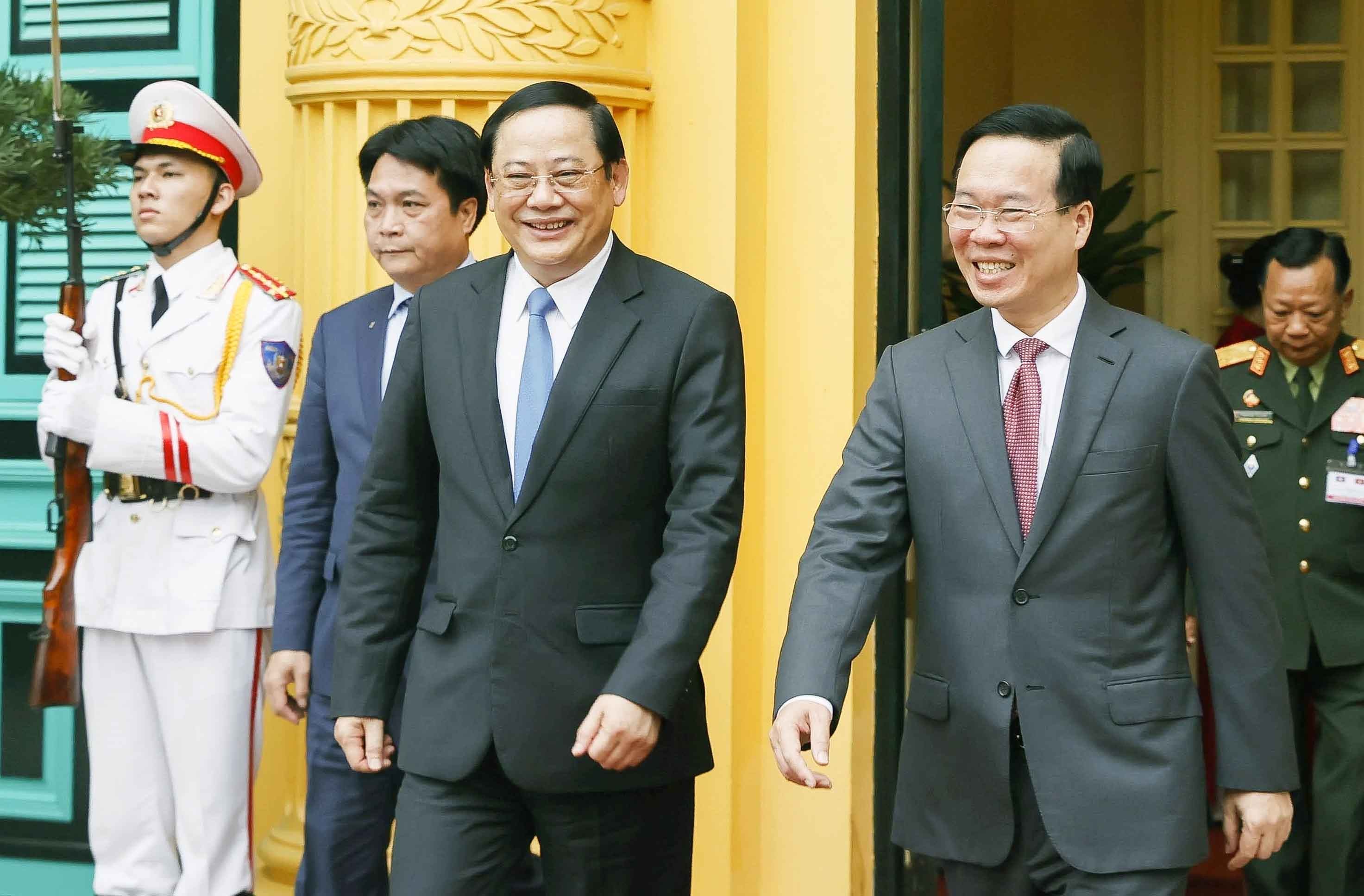 Chủ tịch nước: Việt Nam luôn sát cánh để Lào hoàn thành tốt các trọng trách quốc tế trong năm 2024 Chủ tịch nước: Việt Nam luôn sát cánh để Lào hoàn thành tốt các trọng trách quốc tế trong năm 2024