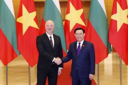 Chủ tịch Quốc hội Bulgaria kết thúc tốt đẹp chuyến thăm chính thức Việt Nam