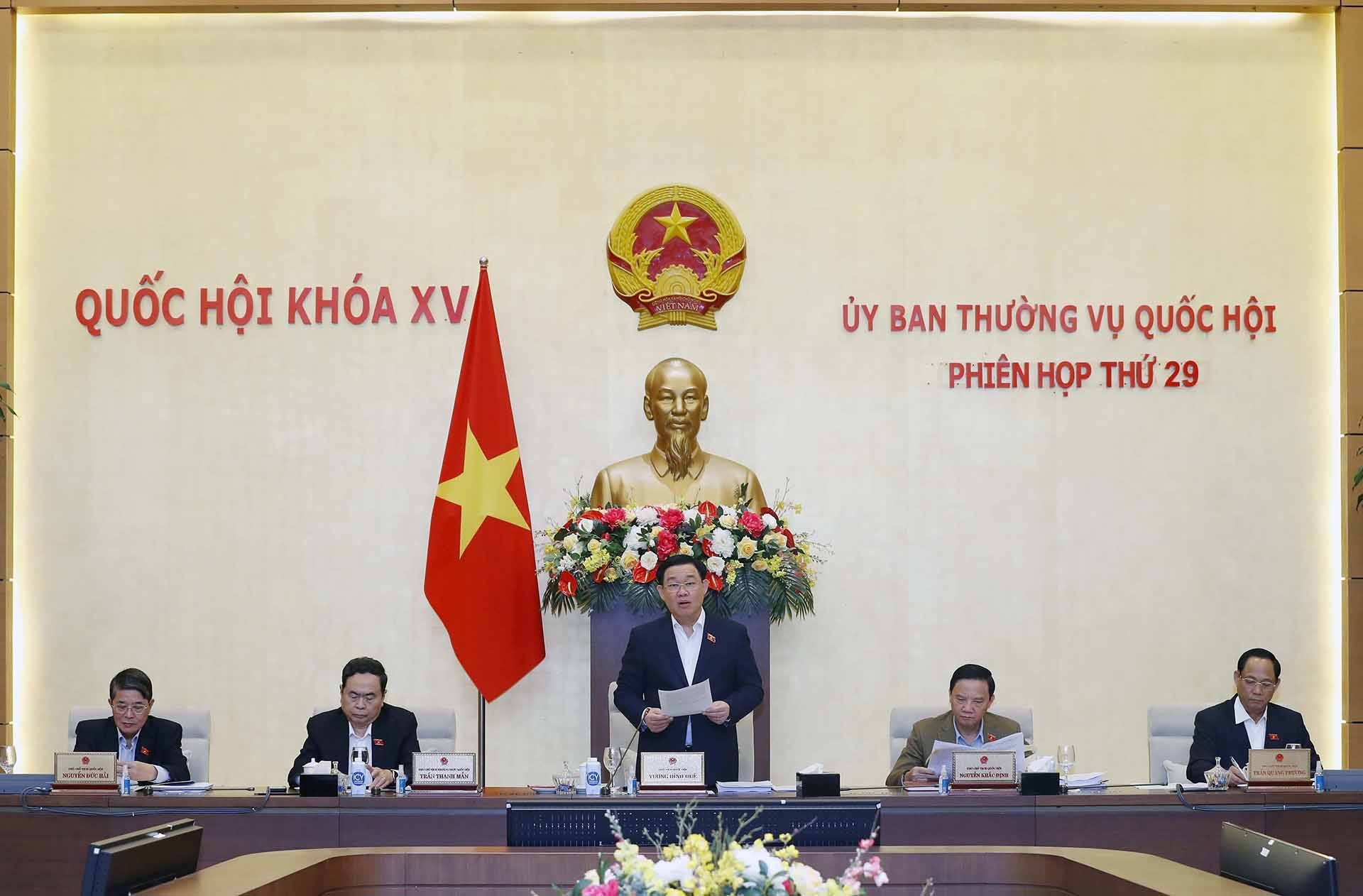 Chủ tịch Quốc hội Vương Đình Huệ phát biểu khai mạc. (Nguồn: TTXVN) Chủ tịch Quốc hội Vương Đình Huệ phát biểu khai mạc. (Nguồn: TTXVN)