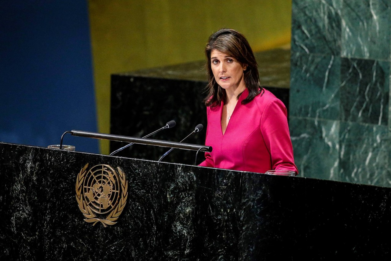 Cựu Đại sứ Mỹ tại LHQ cạnh tranh sít sao với ông Trump để đại diện đảng Cộng hòa