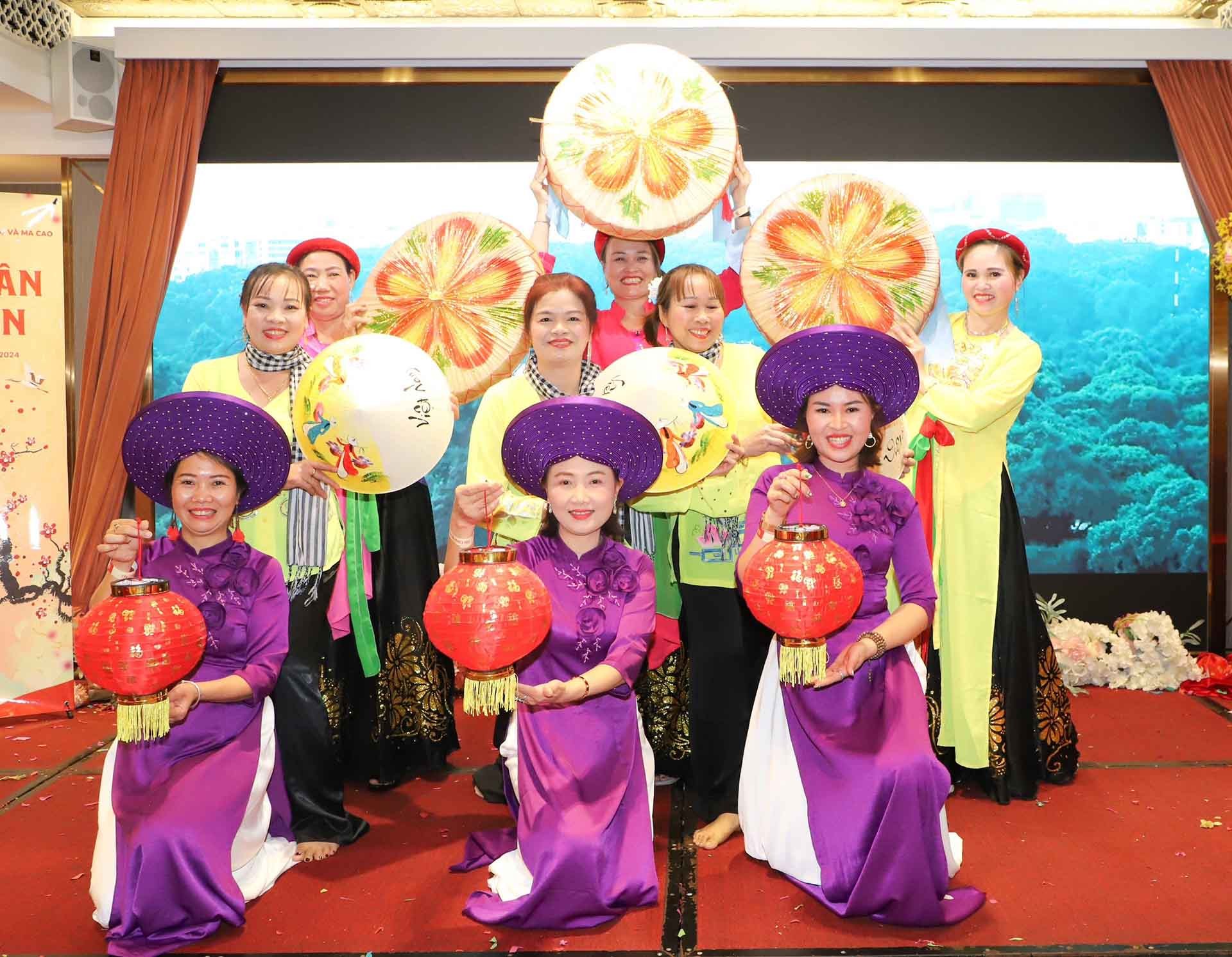 Mang sắc Tết Quê hương tới cộng đồng người Việt tại Hong Kong và Ma Cao