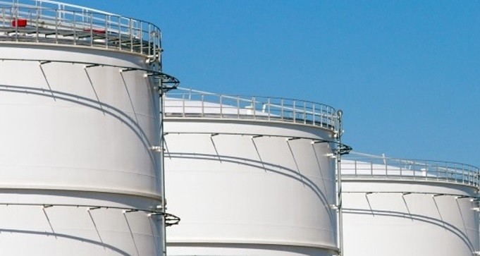 Giá xăng dầu hôm nay 16/1: Dầu Brent tăng, dầu WTI giảm