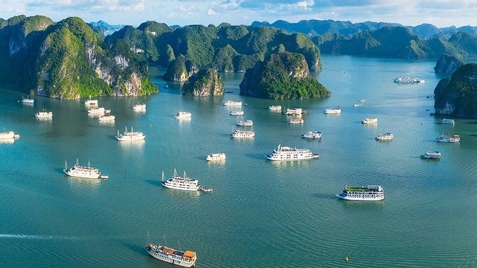Tripadvisor xếp Vịnh Hạ Long đứng thứ 2 trong 25 điểm đến thiên nhiên hàng đầu thế giới năm 2024