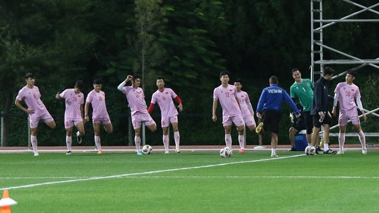 chu tich lien doan bong da indonesia cau thu doi tuyen viet nam co tinh than yeu nuoc rat cao