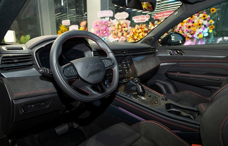 Cận cảnh xe Trung Quốc Lynk & Co 01 ra mắt tại Việt Nam, giá 999 triệu đồng