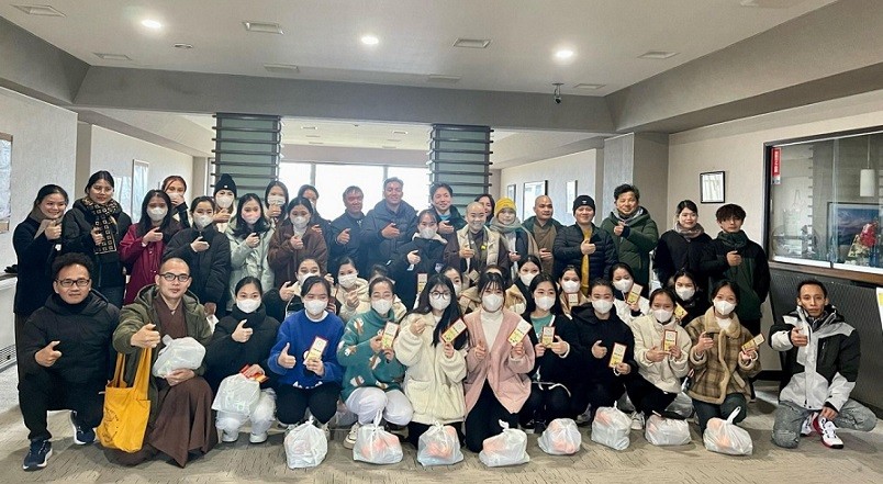 Đoàn tăng ni, phật tử Việt Nam tại Nhật Bản hỗ trợ nạn nhân vùng động đất