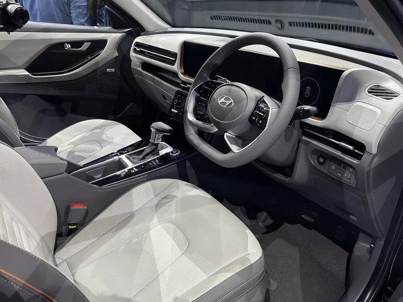 Cận cảnh Hyundai Creta 2024 vừa ra mắt tại Ấn Độ, giá từ 324 triệu đồng