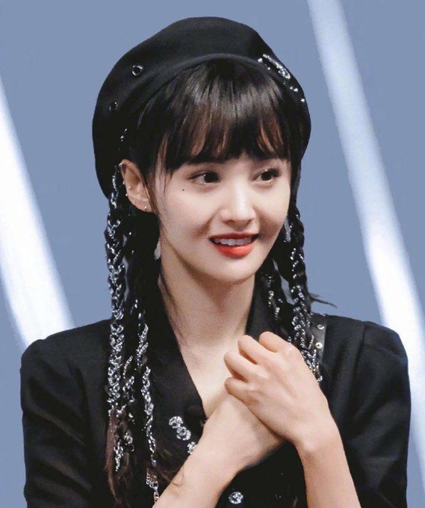 Trịnh Sảng bị xếp vào danh sách cá nhân mắc nợ xấu vì khoản nợ 90 triệu NDT (hơn 307 tỷ đồng) đền bù cho đối tác. (Nguồn: Sohu)