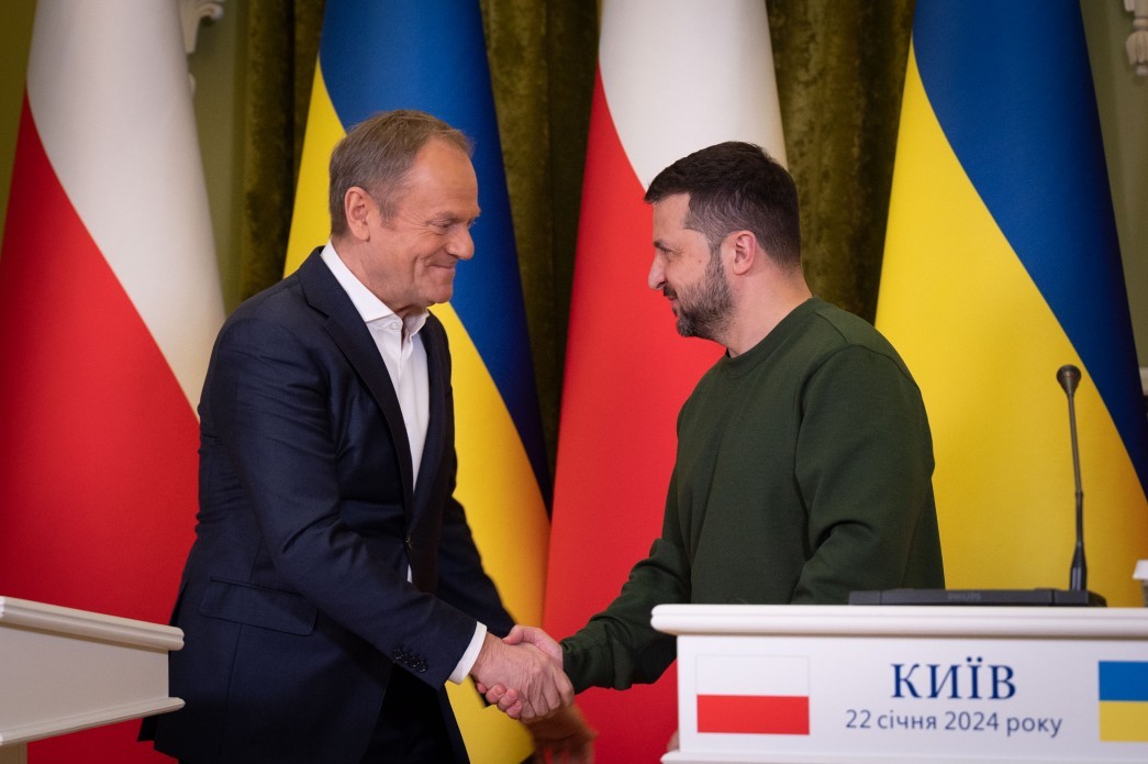 Thủ tướng Ba Lan Donald Tusk và Tổng thống Ukraine Volodymyr Zelensky tại thủ đô Kiev ngày 22/1/2024. (Nguồn: Bloomberg) Thủ tướng Ba Lan Donald Tusk và Tổng thống Ukraine Volodymyr Zelensky tại thủ đô Kiev ngày 22/1/2024. (Nguồn: Bloomberg)