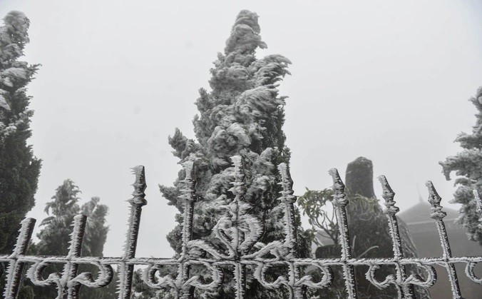 Một số hình ảnh băng giá