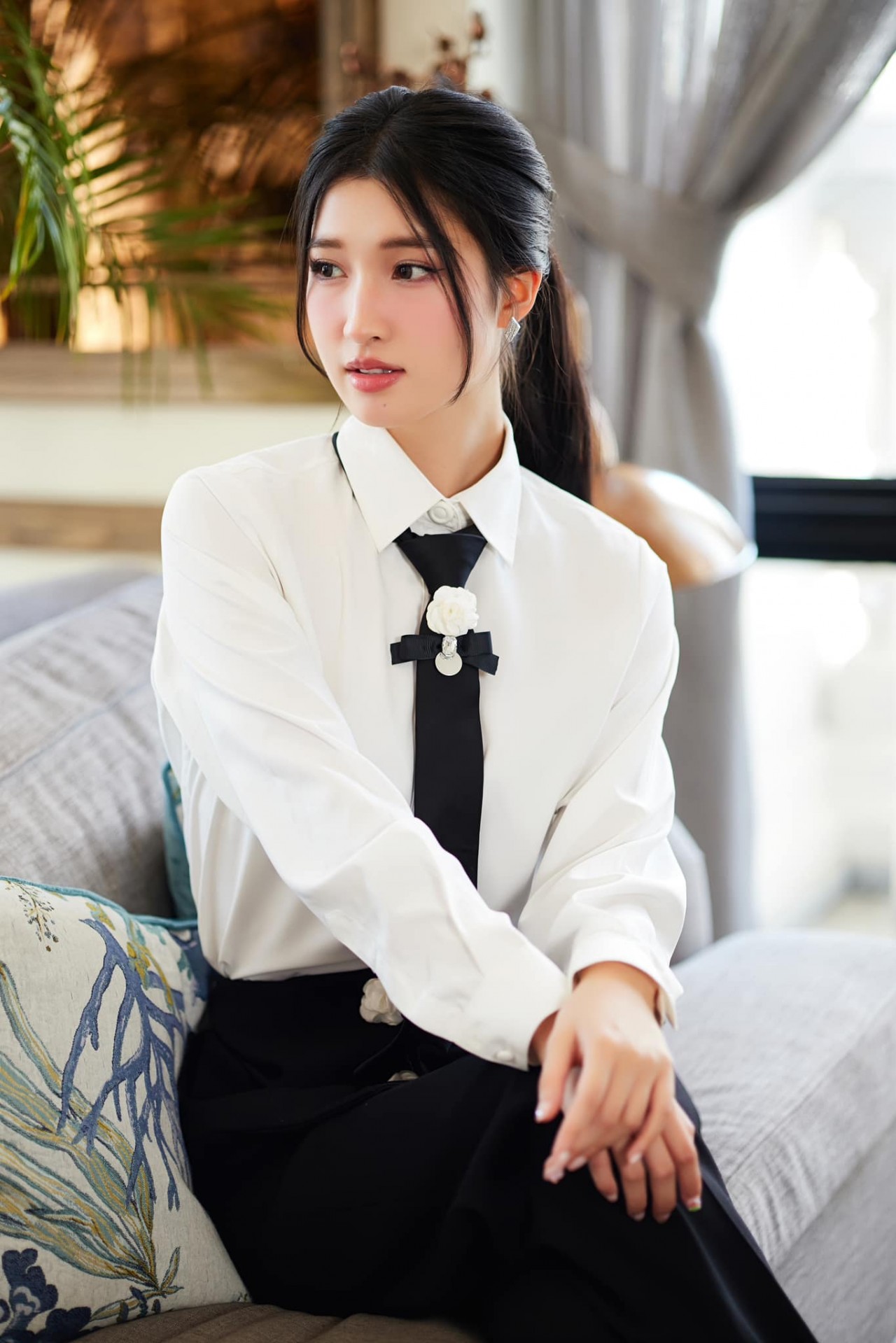 Á hậu Phương Nhi