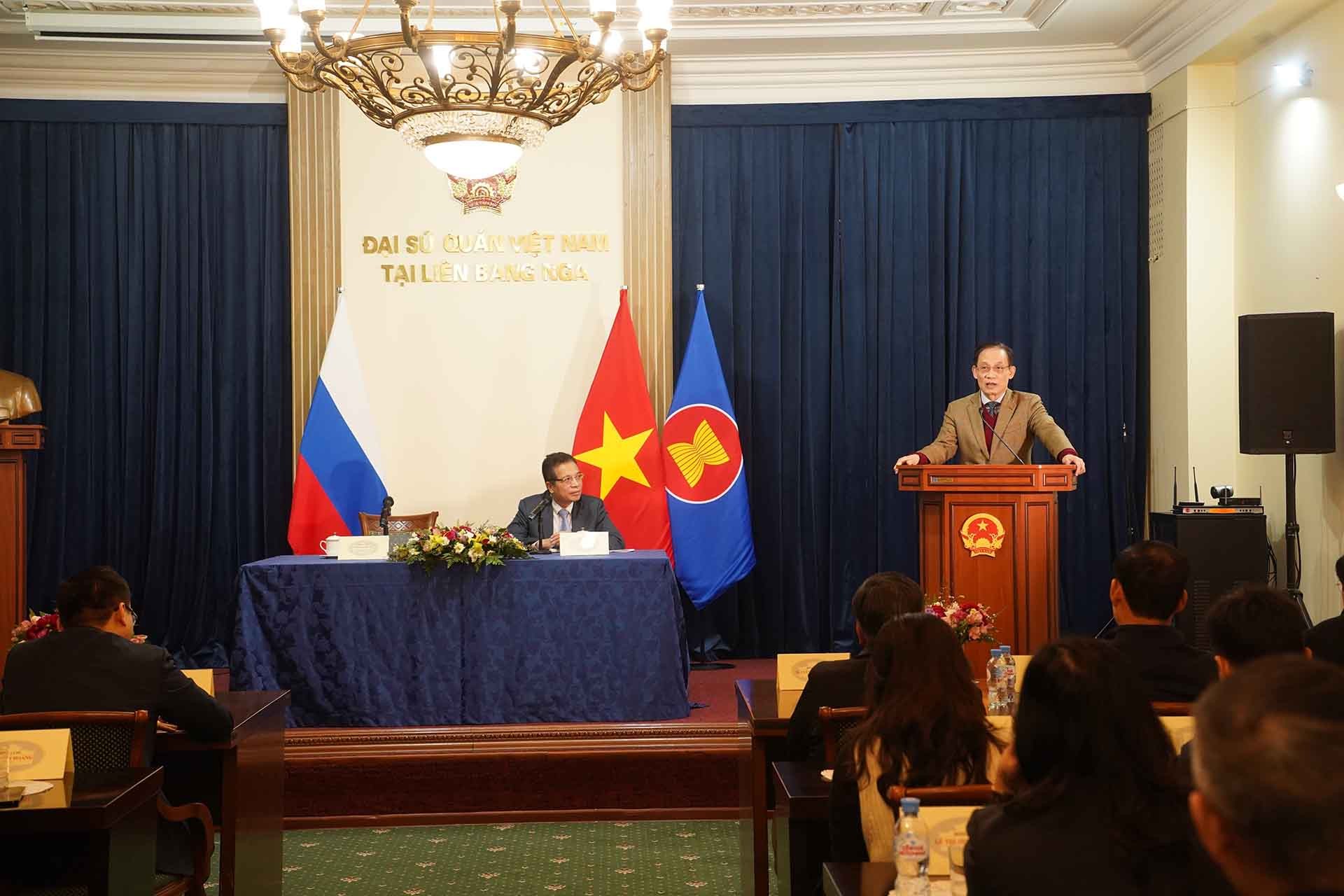 Trưởng ban Đối ngoại Trung ương Lê Hoài Trung thăm và làm việc tại Nga Trưởng ban Đối ngoại Trung ương Lê Hoài Trung thăm và làm việc tại Nga