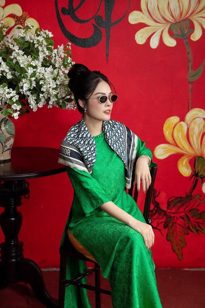 Diễn viên Dương Cẩm Lynh