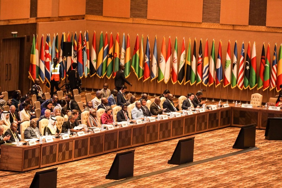 Các đại biểu tham dự lễ khai mạc Hội nghị cấp cao Phong trào Không liên kết (NAM) lần thứ 19 tại Kampala, Uganda, ngày 19/1. (Nguồn: Tân Hoa xã)