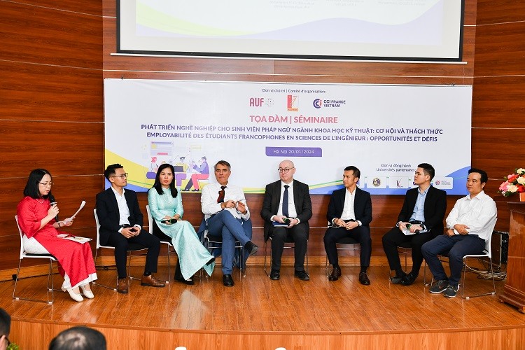 Phát triển nghề nghiệp cho sinh viên Pháp ngữ trong lĩnh vực khoa học kỹ thuật Phát triển nghề nghiệp cho sinh viên Pháp ngữ trong lĩnh vực khoa học kỹ thuật