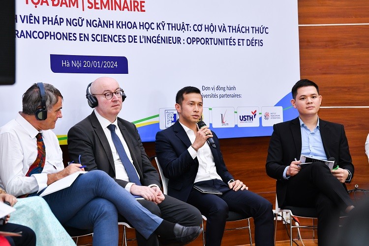 Phát triển nghề nghiệp cho sinh viên Pháp ngữ trong lĩnh vực khoa học kỹ thuật Phát triển nghề nghiệp cho sinh viên Pháp ngữ trong lĩnh vực khoa học kỹ thuật