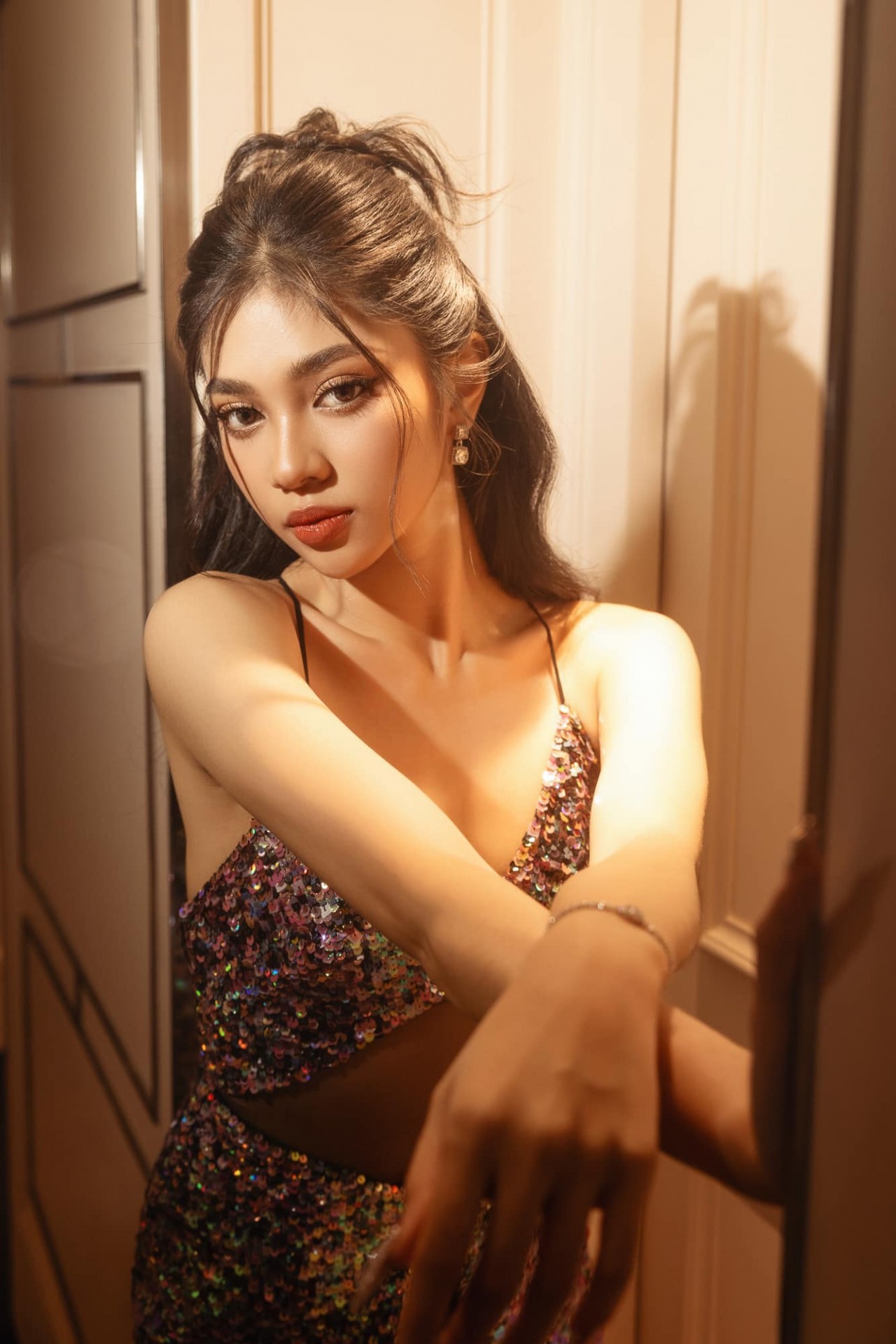 Á hậu Huỳnh Minh Kiên