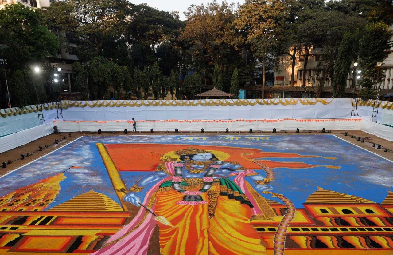 Thủ tướng Ấn Độ Narendra Modi dự lễ khánh thành ngôi đền Hindu mới ở bang Uttar Pradesh