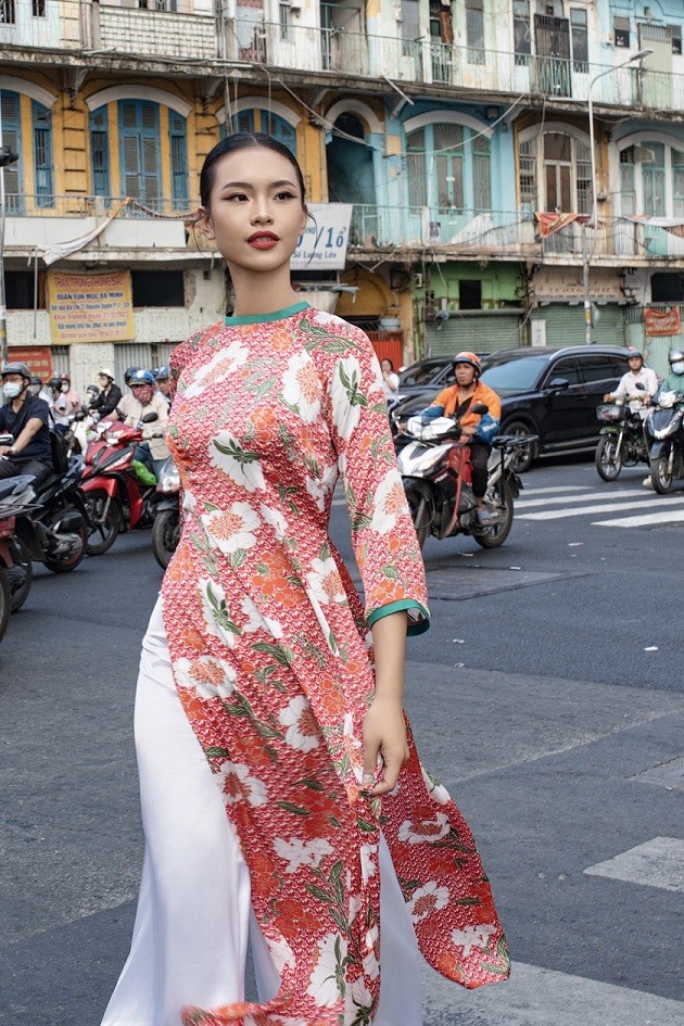 áo dài Xuân Giáp Thìn