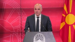 Thủ tướng Bắc Macedonia từ chức