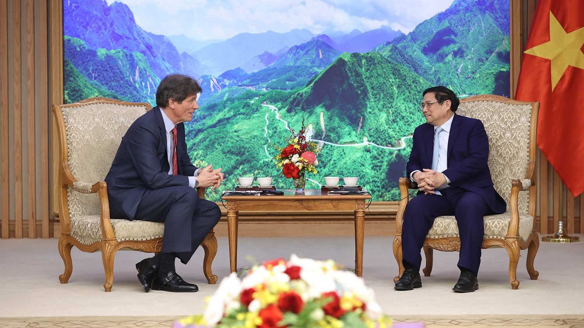 thu tuong pham minh chinh tiep thu truong bo ngoai giao hoa ky