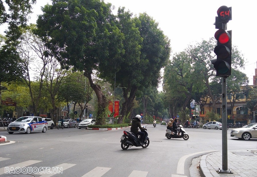 Dự báo thời tiết dịp Tết Giáp Thìn 2024: Miền Bắc có không khí lạnh, Bắc-Trung Trung Bộ có mưa; phía Nam nắng ráo, Đông Nam Bộ nắng nóng cục bộ