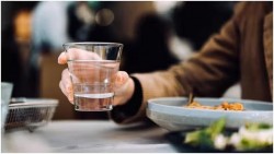 8 cách đơn giản trong ăn uống, sinh hoạt hàng ngày để giảm cân