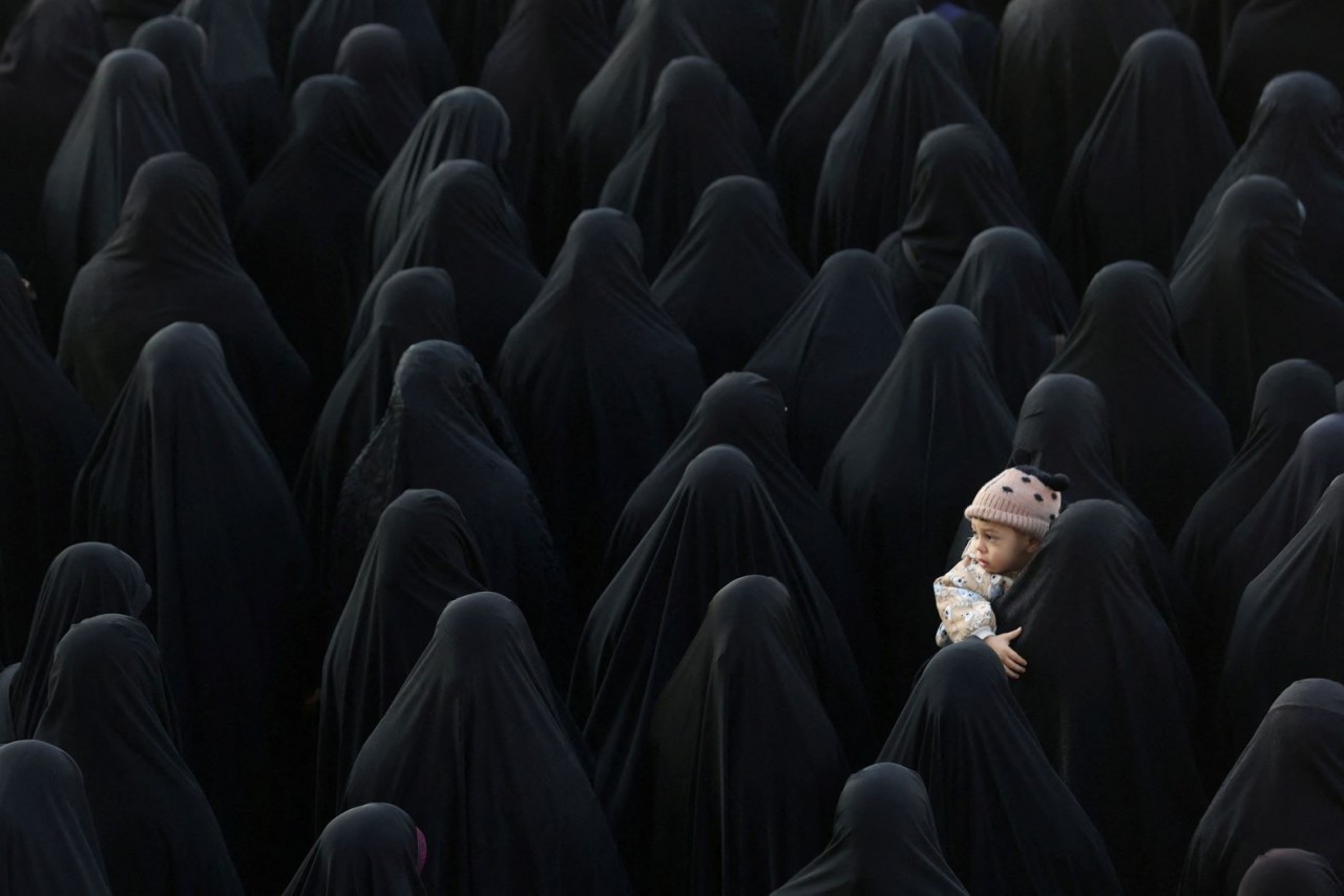 Ảnh ấn tượng (22-28/1): Nga - Ukraine ‘đấu khẩu’ về vụ rơi máy bay, ông Putin nói Moscow cố gắng chấm dứt xung đột, Tổng thống Biden có lợi thế