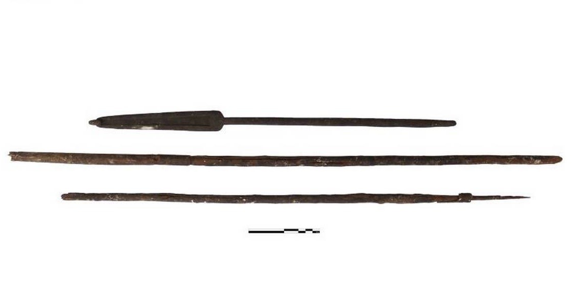 Mexico phát hiện một số công cụ săn bắn cách nay 1.900 năm trong một khe núi