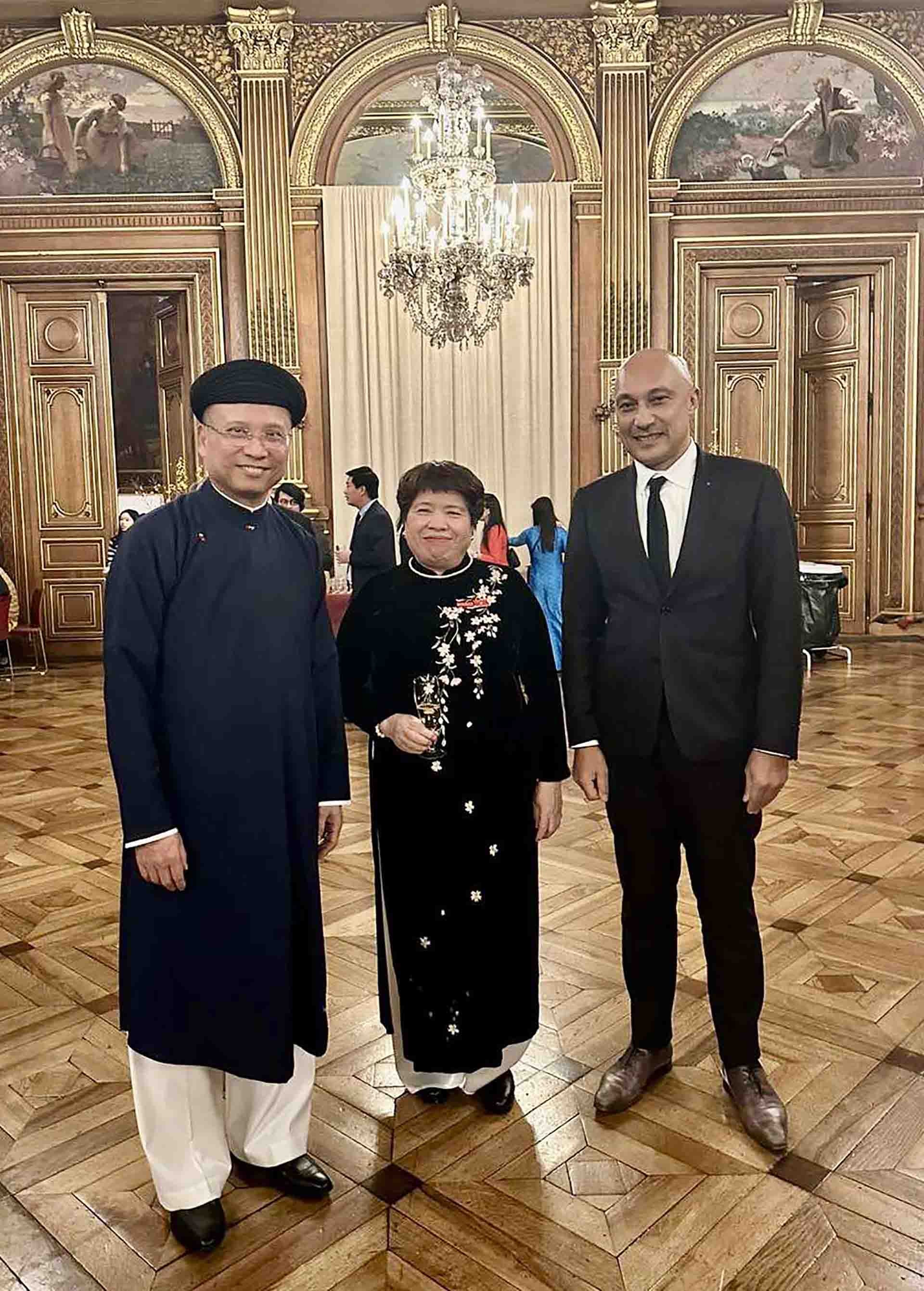 Đại sứ quán Việt Nam tại Pháp tổ chức đón Tết Giáp Thìn 2024