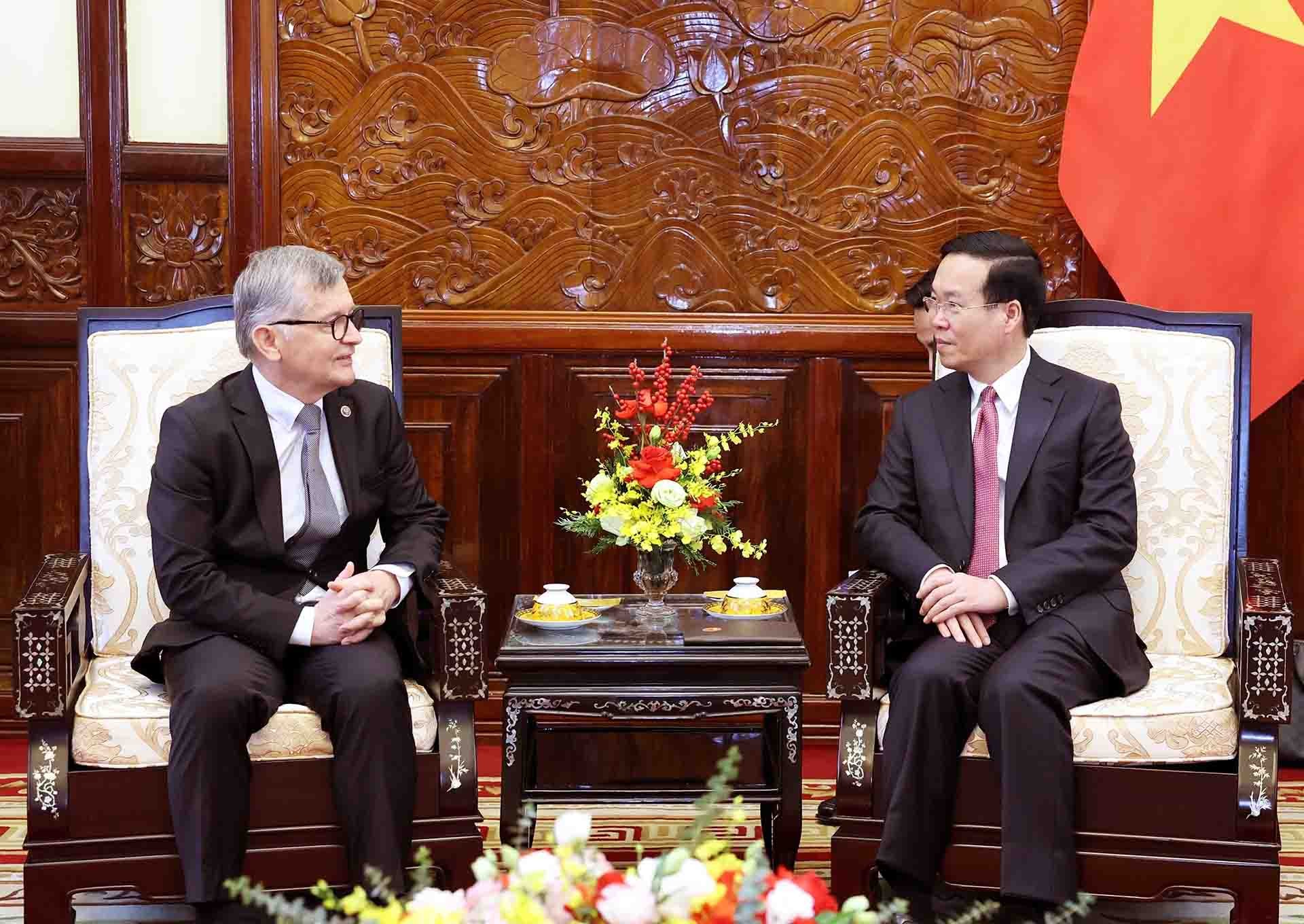 Chủ tịch nước Võ Văn Thưởng tiếp 3 Đại sứ trình Quốc thư Chủ tịch nước Võ Văn Thưởng tiếp 3 Đại sứ trình Quốc thư