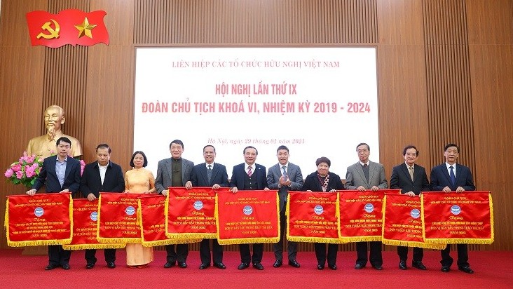 doi ngoai nhan dan phat huy tinh than doan ket doi moi sang tao trong nam 2024