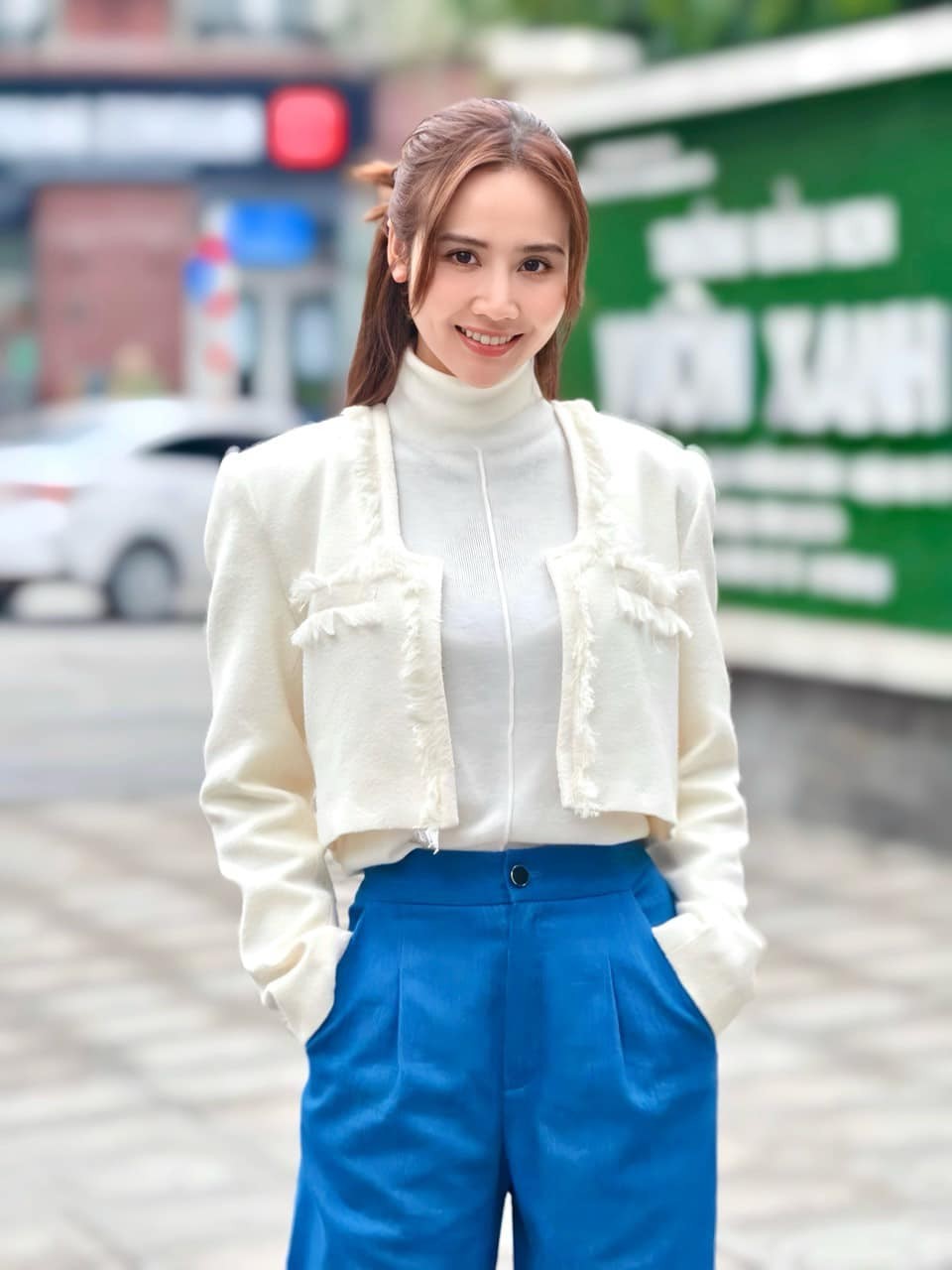 Phong cách đời thường của diễn viên Phan Minh Huyền