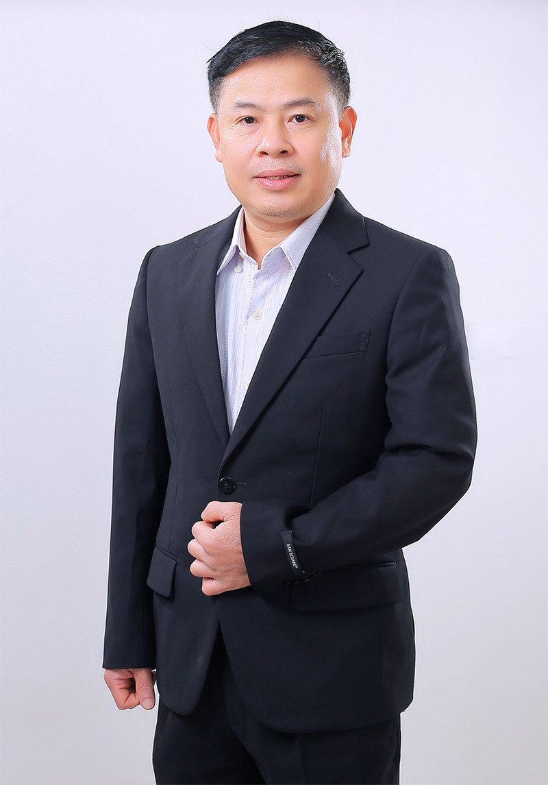 Ông chủ Chảo Gang Việt nuôi khát vọng người Việt dùng hàng Việt. Ông chủ Chảo Gang Việt nuôi khát vọng người Việt dùng hàng Việt.