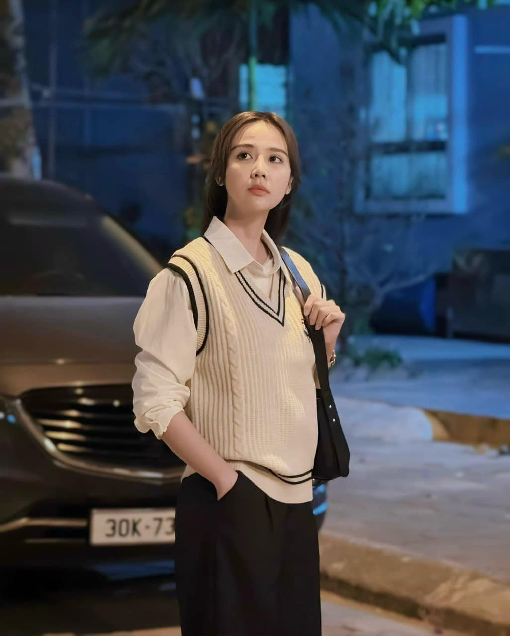 Phong cách đời thường của diễn viên Phan Minh Huyền